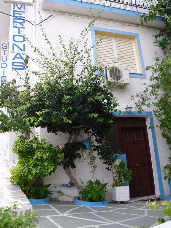 Mertonas Studios Karpathos Exterior foto