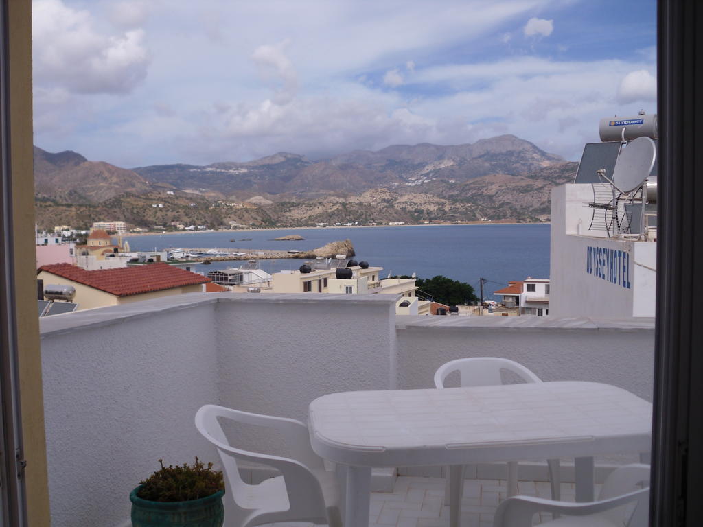 Mertonas Studios Karpathos Exterior foto